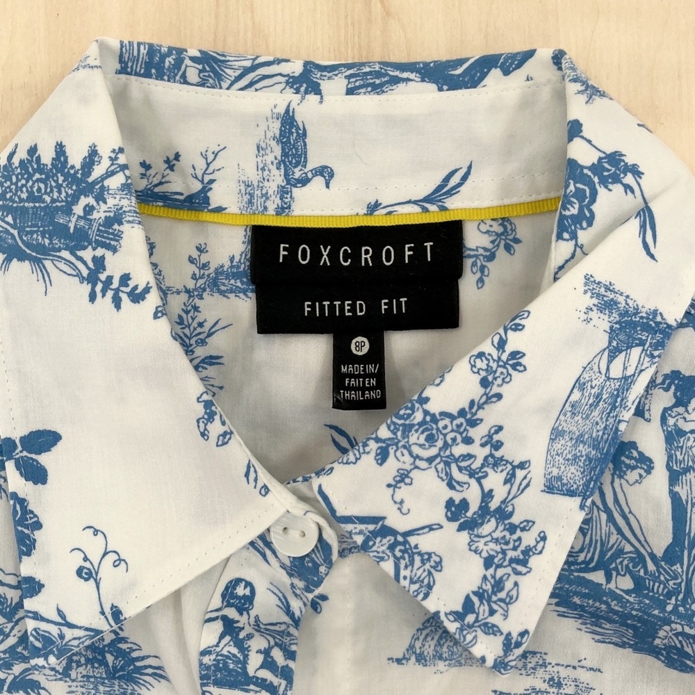 Womens Foxcroft Toile de Jouy Button Down Shirt 8P Blue White Fitted Fit Petite - Picture 2 of 8